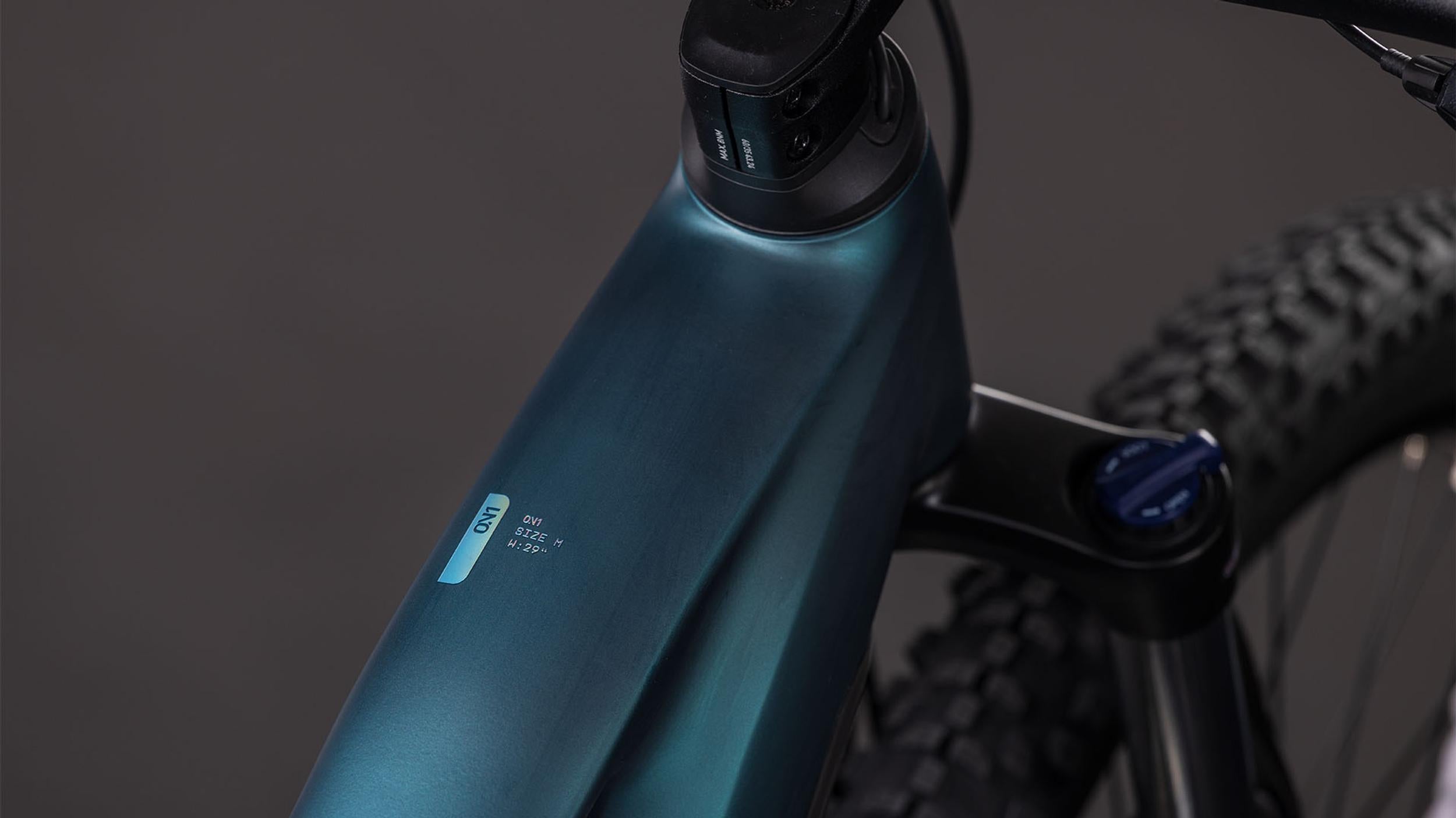 Cube Reaction Hybrid ONE 600 royalgreen´n´prism