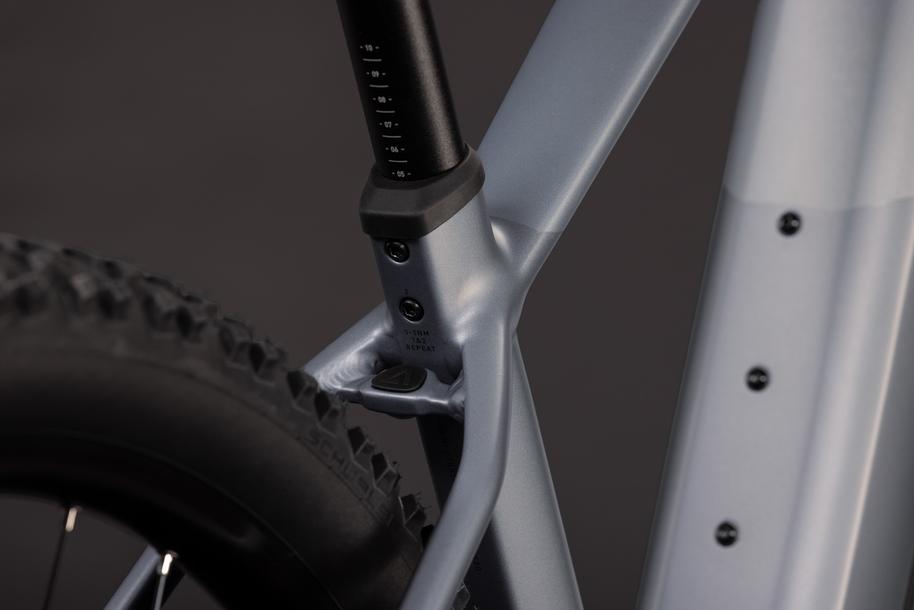 Cube Reaction Hybrid Performance 720
