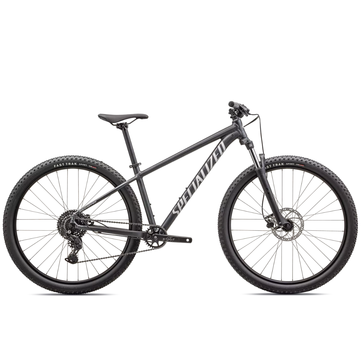 Mørkegrå Specialized Rockhopper Sport, set fra siden, på hvid baggrund. Meget effektiv hardtail-MTB i den verdenskendte Specialized-kvalitet
