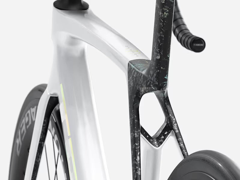 Trek Madone SL 6 Gen 8 - 2026