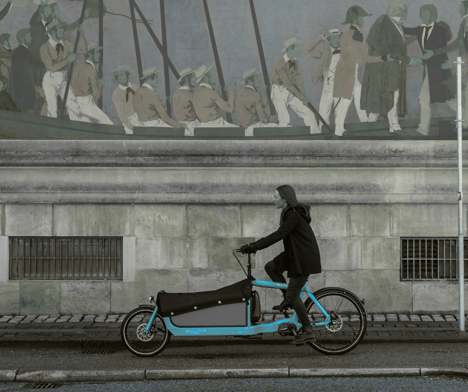 Black Larry vs Harry