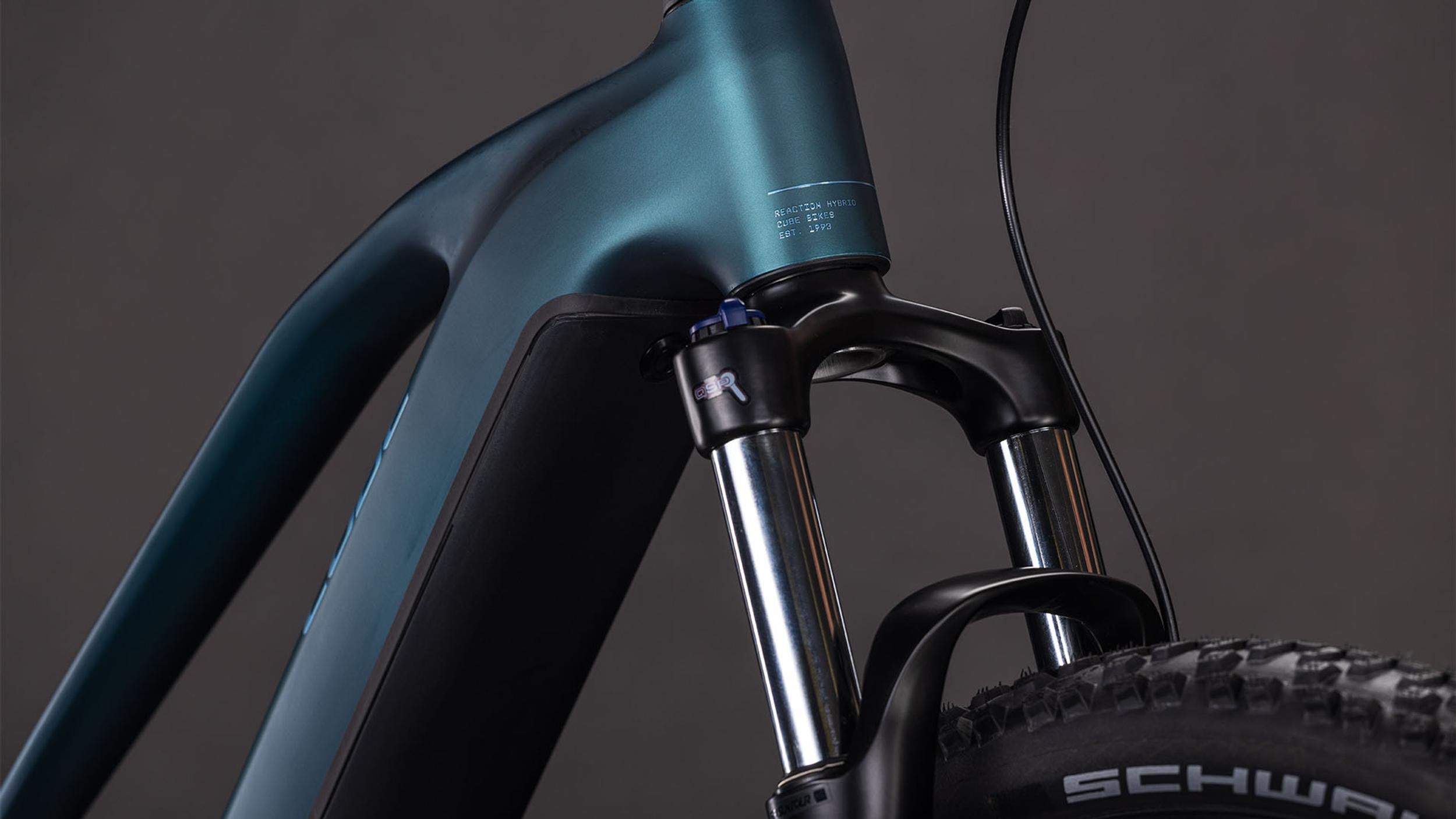 Cube Reaction Hybrid ONE 600 royalgreen´n´prism