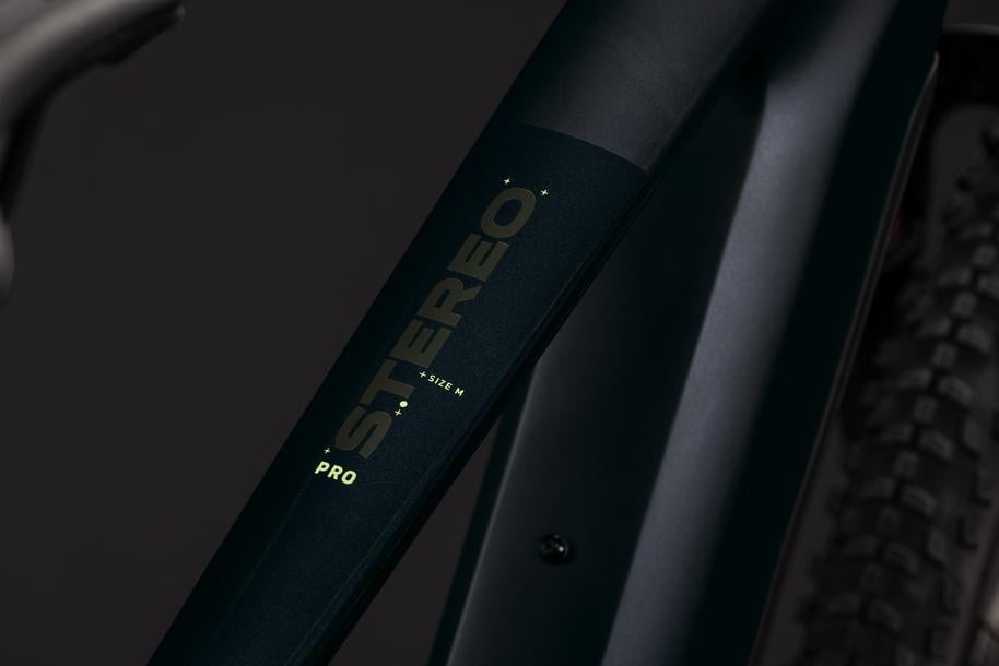Cube Stereo Hybrid ONE44 Pro 800
