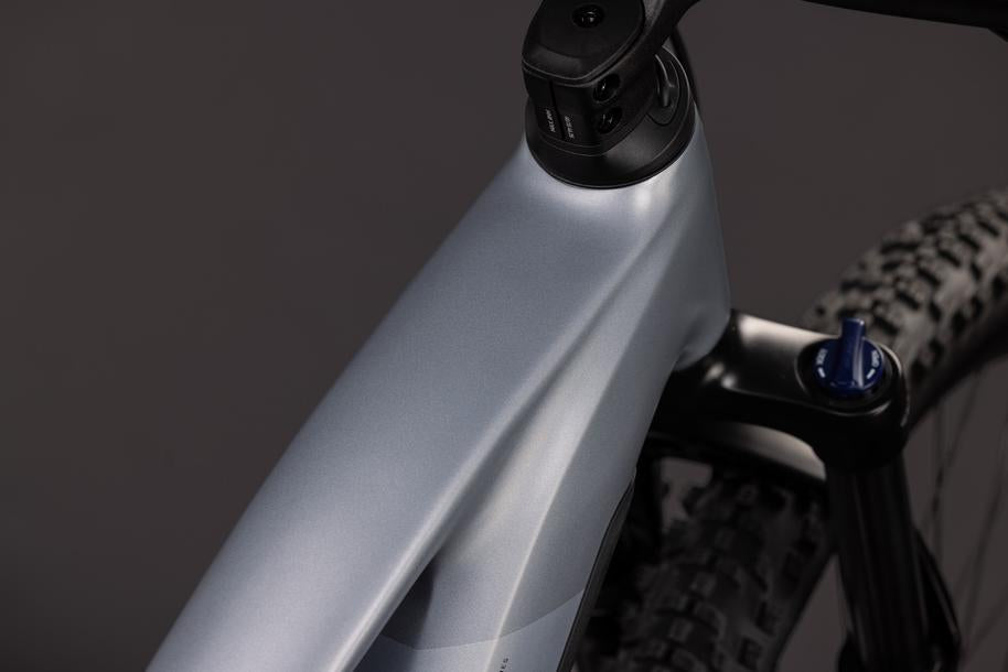 Cube Reaction Hybrid Performance 720