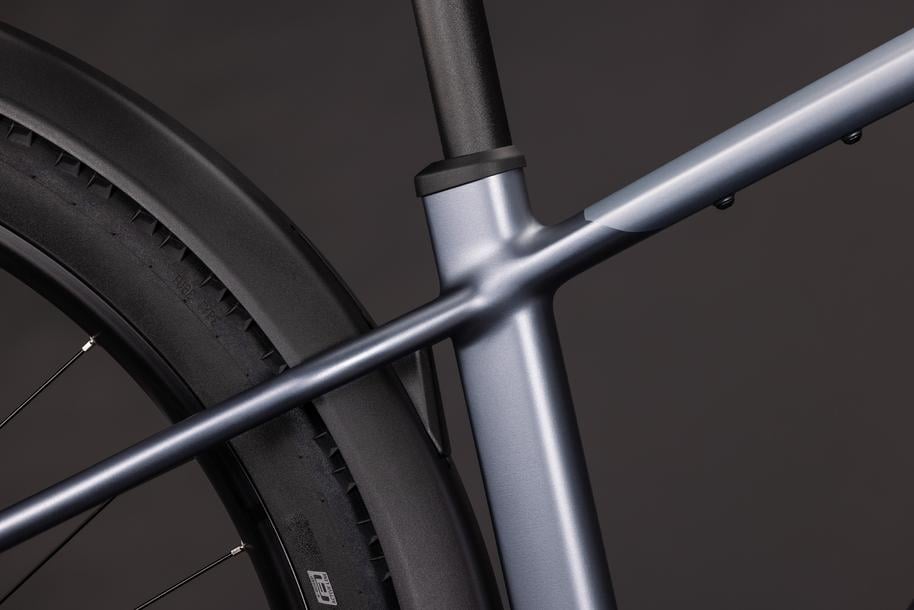 Cube Reaction Hybrid Performance 720 FE