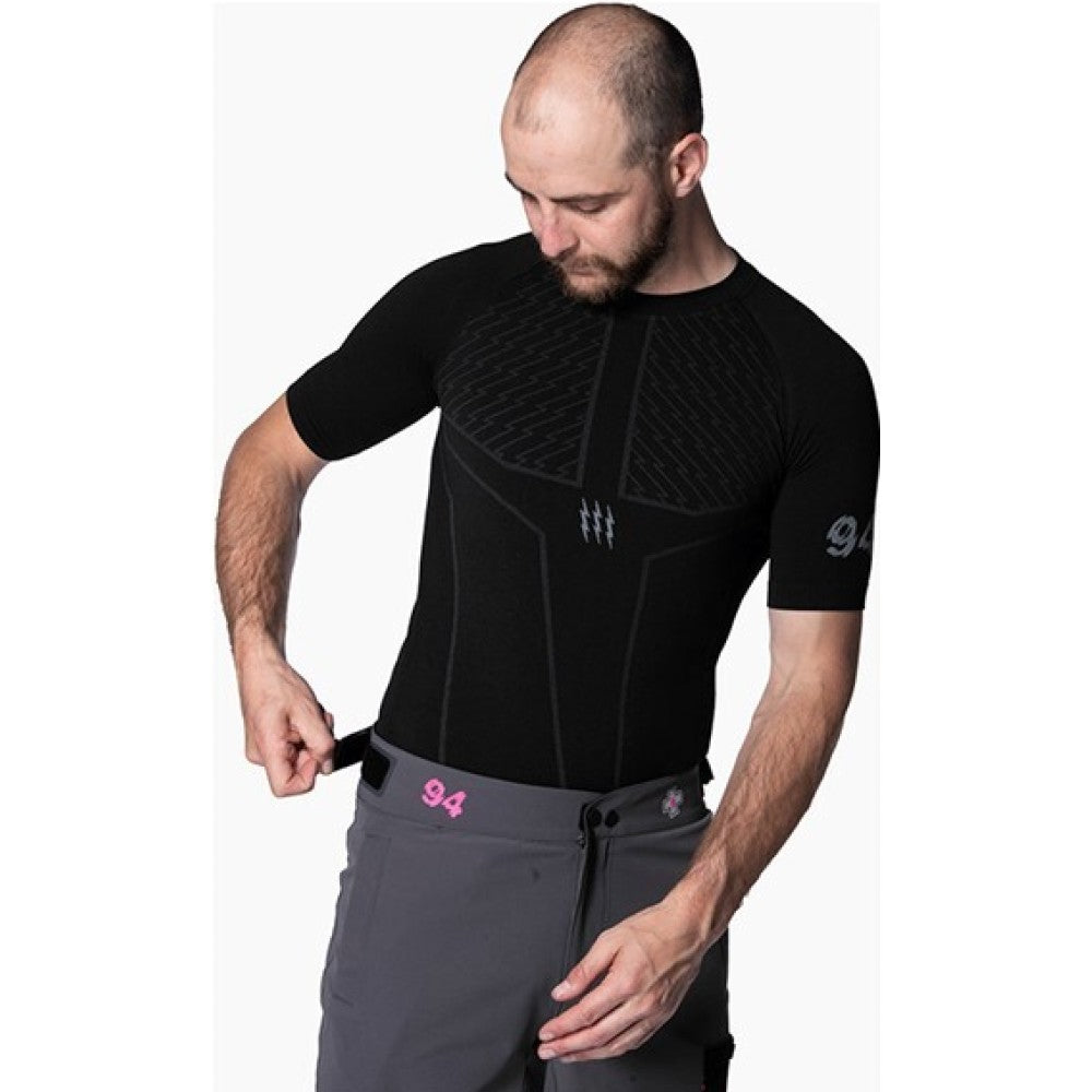 MUC-OFF Technical Riders Baselayer