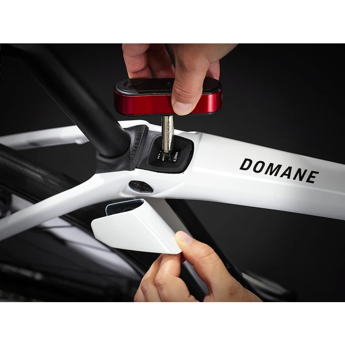 Trek Domane SLR 9 eTap Gen 4
