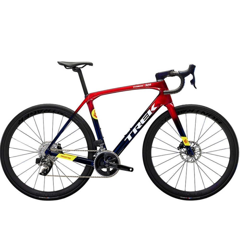 Trek Domane SLR 6 eTap Gen 4