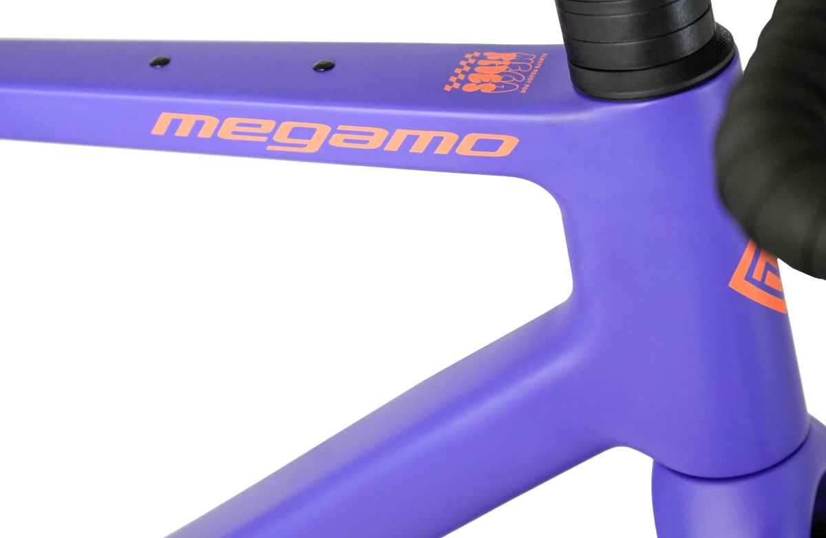 Megamo West 15 - 2026