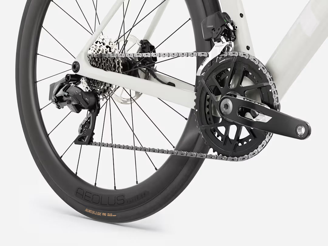 Trek Madone SL 6 AXS Gen 8 - 2027
