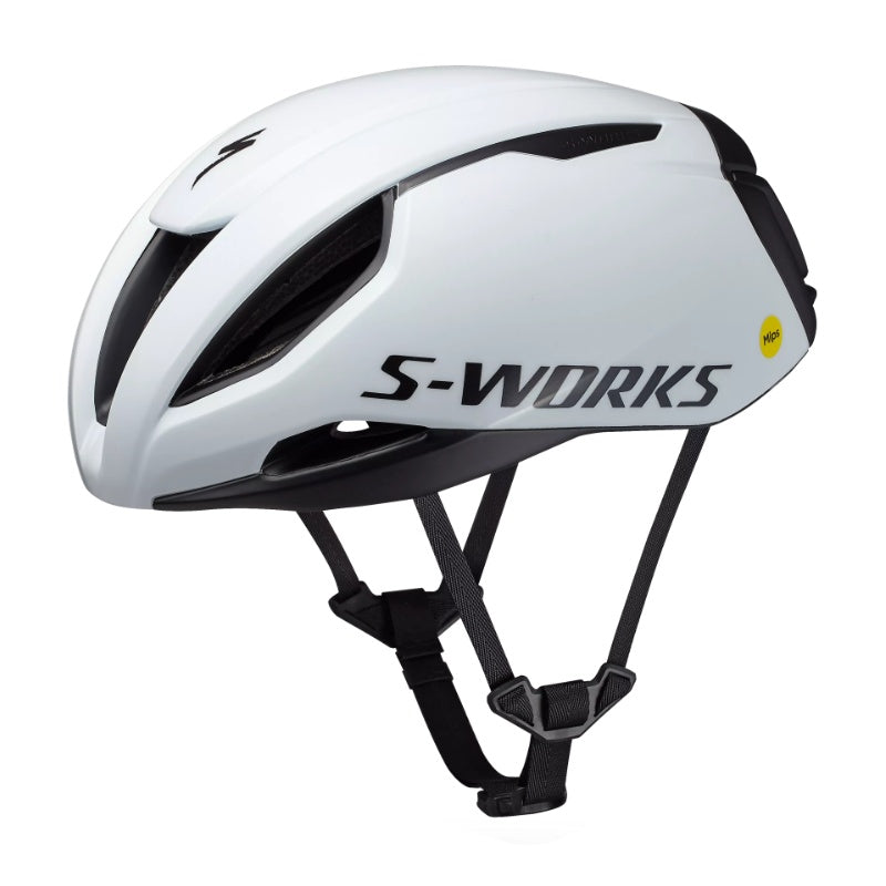 Specialized S-WORKS Evade 3 hjelm i hvid, vist fra siden, og på hvid baggrund. Eksklusiv kvalitet fra amerikanskeSpecialized. Perfekt til den ambitiøse landevejsrytter.